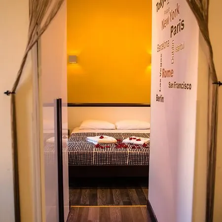 Chroma Exy - Chroma Italy Affittacamere 3*