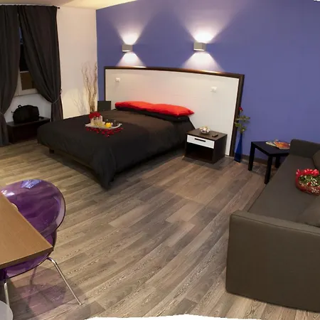 Chroma Exy - Chroma Italy