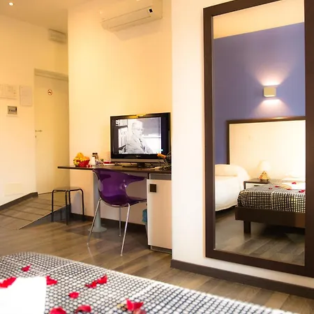 Chroma Exy - Chroma Italy بيت ضيافة روما