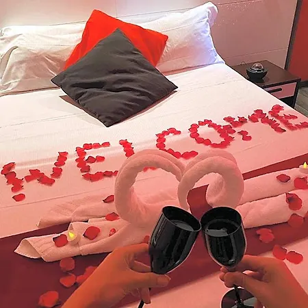 Chroma Exy - Chroma Italy 4* Rome