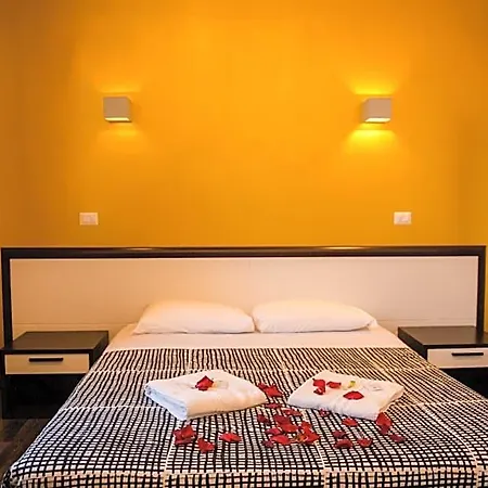 Chroma Exy - Chroma Italy