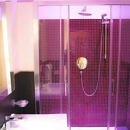 Chroma Exy - Chroma Italy 4*