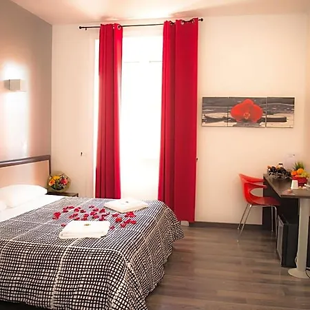 Chroma Exy - Chroma Italy 4*