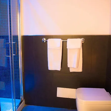 Chroma Exy - Chroma Italy Pensión