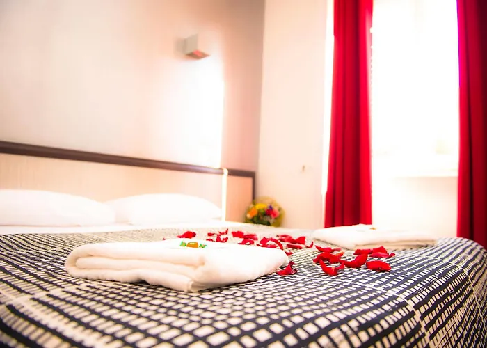 Chroma Exy - Chroma Italy 3* Róma