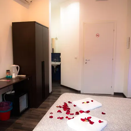 Chroma Exy - Chroma Italy